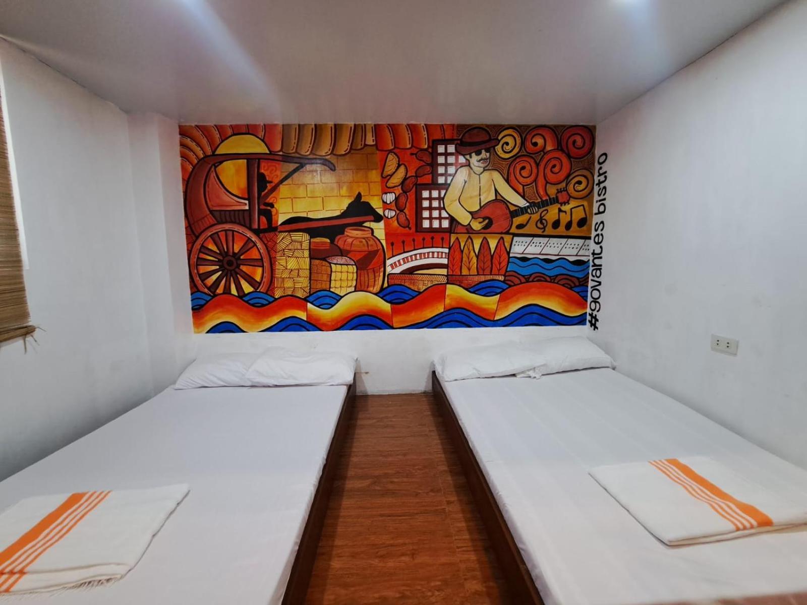 The Bistro House - Loft Unit - Vigan Apartment Bagian luar foto