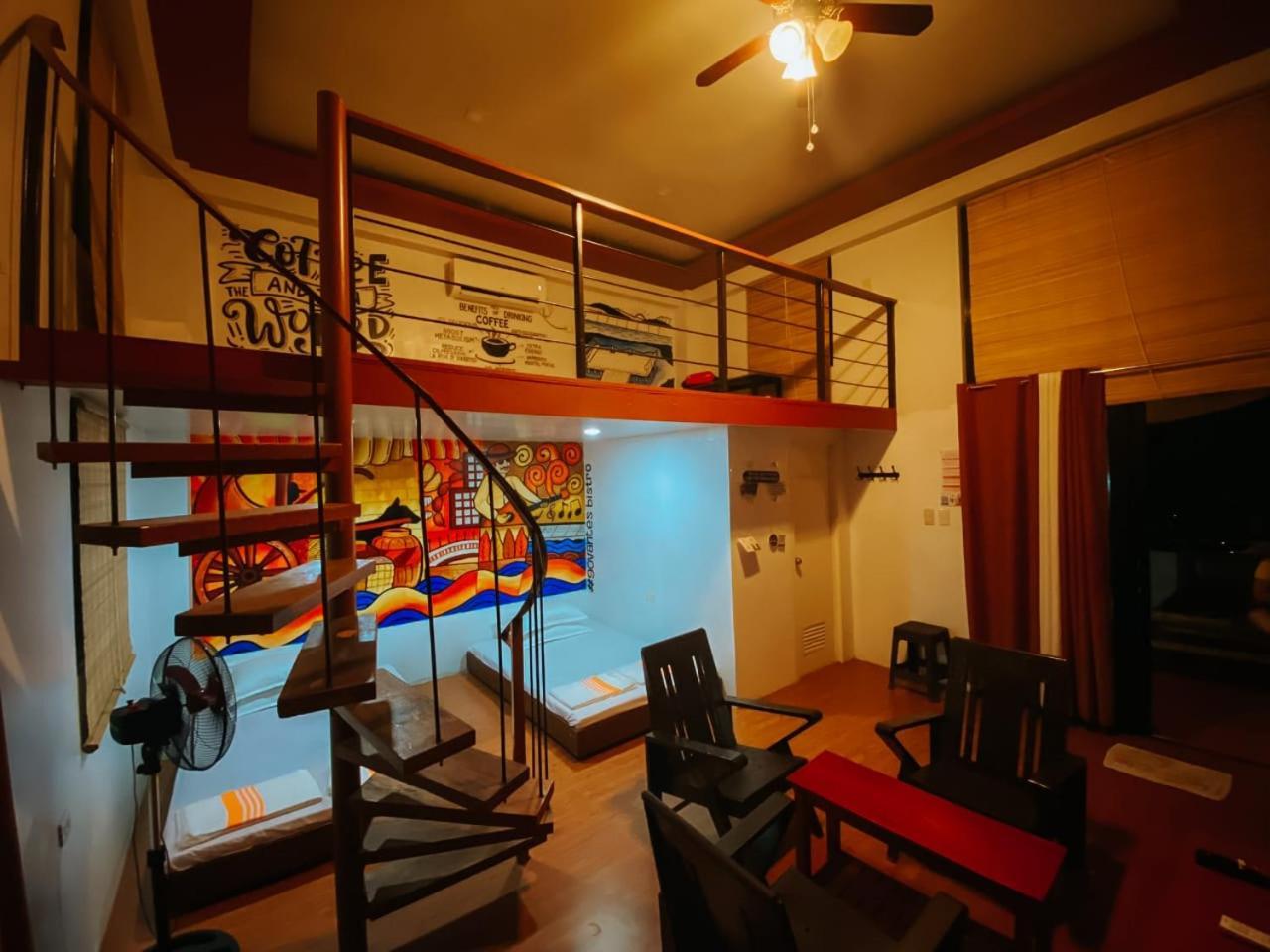 The Bistro House - Loft Unit - Vigan Apartment Bagian luar foto