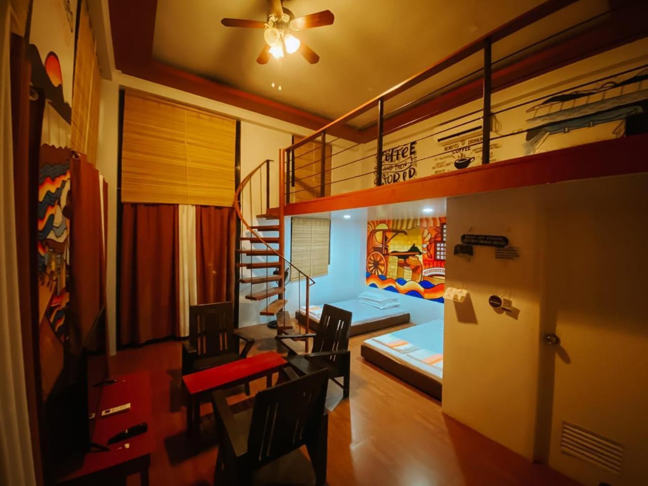 The Bistro House - Loft Unit - Vigan Apartment Bagian luar foto